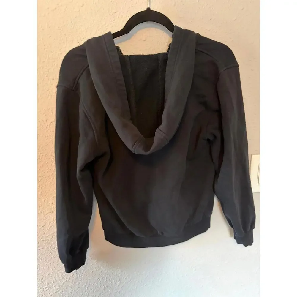 Youth Nike black full zip jacket size L loose fit. I think this is more of a gir